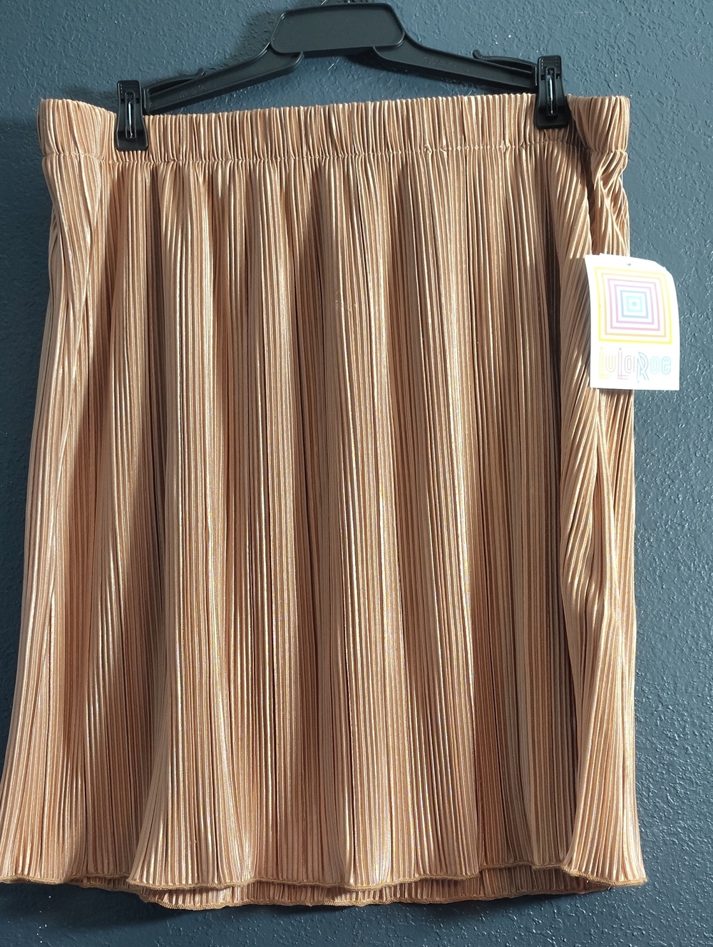 LuLaRoe Metallic Pleated Plisse Samantha Mini Skirt in Champagne Tan Size Large